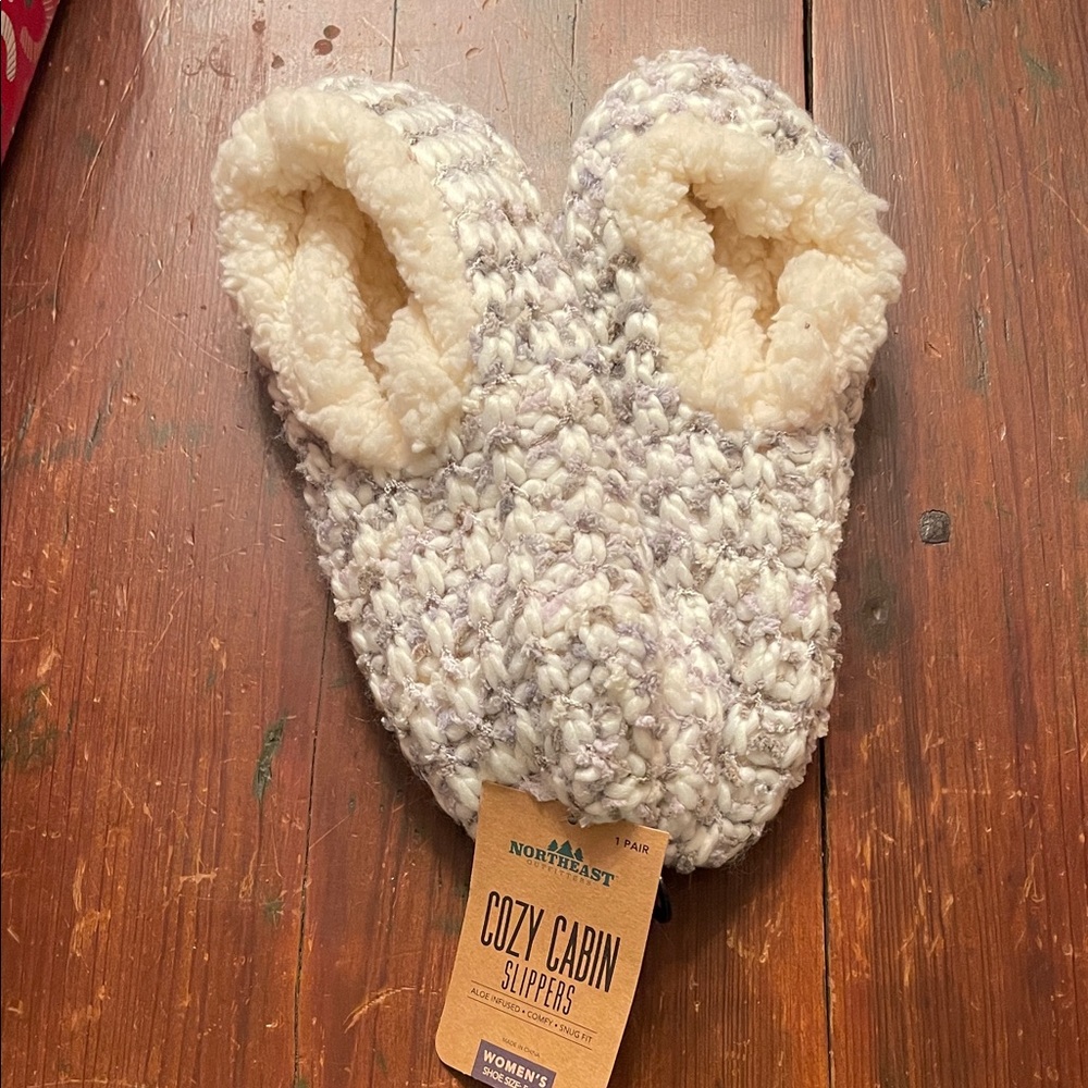 Northeast Cozy Cabin Women's Slippers - Cream